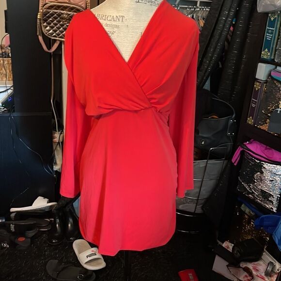 NWT torrid sz5(5xl) shirted surplus lace back red shirt/top/blouse 3/4 sleeve - Picture 3 of 6